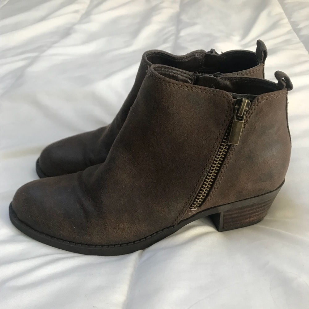 Carlos by Carlos Santana Brianne Ankle Bootie